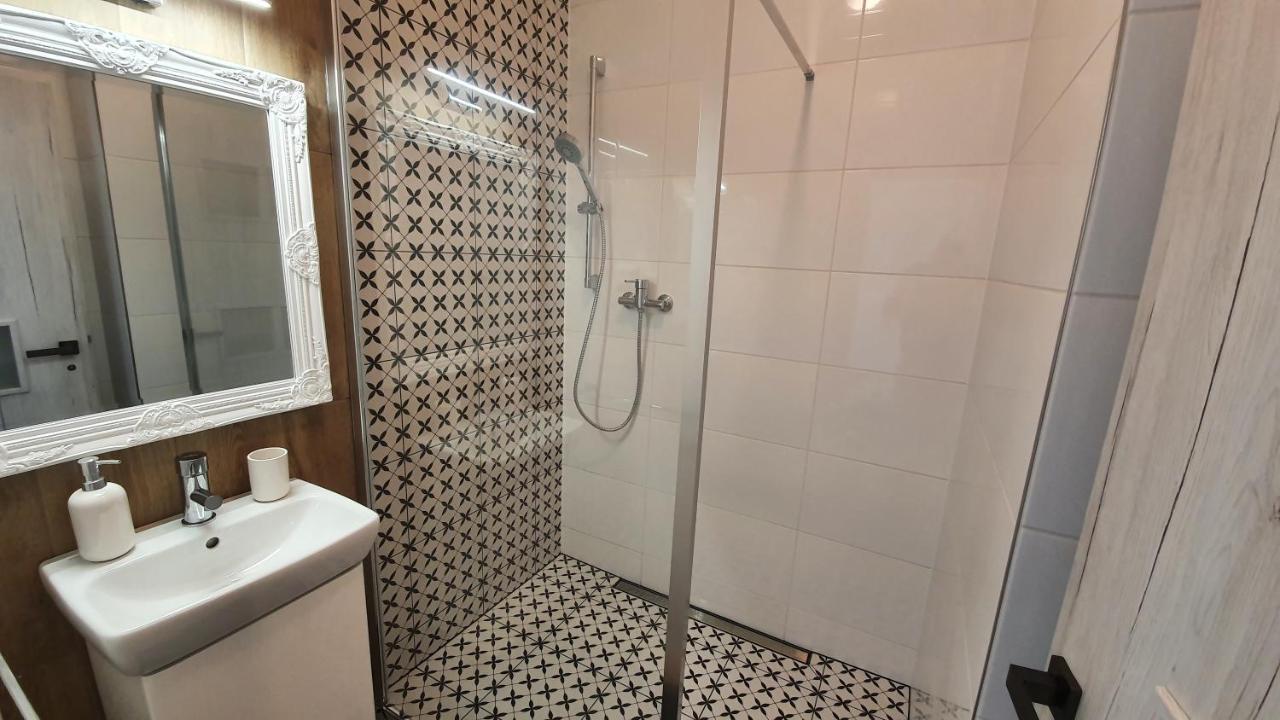 Cozy Studio With Netflix - Apartmanovy Dom Bernard Високи Татри Екстериор снимка